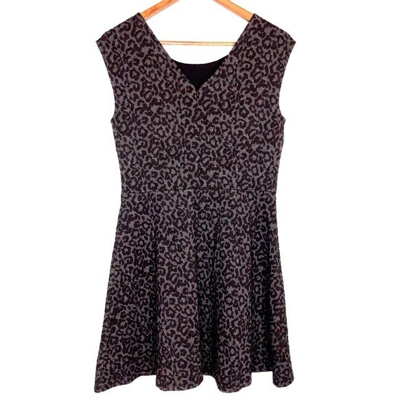 Loft Black Grey Animal Print Fit & Flare Mini Dress Size 4 - Picture 2 of 6